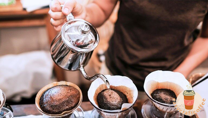 เปิดเกร็ดความรู้การดริปกาแฟอย่างไรให้รสชาติดี  สำหรับคนที่ชื่นชอบกาแฟหรือคนที่ดื่มกาแฟเป็นประจำจนหันมาทำกาแฟสดดื่มเองที่บ้านนั้นน่าจะทราบดี